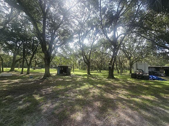 4th image of 267 NE 538th St