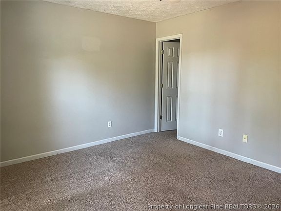 5th image of 15 Sandpiper Dr