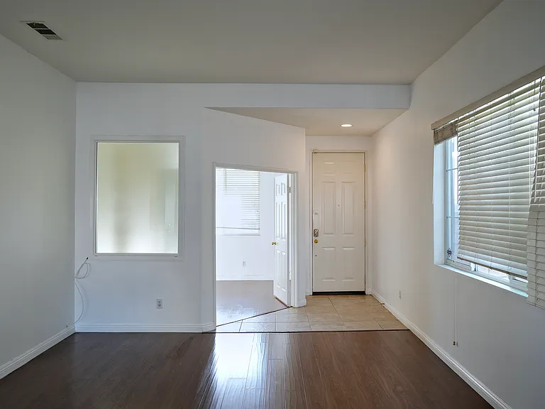 7637 Tuscany Pl — Photo 10