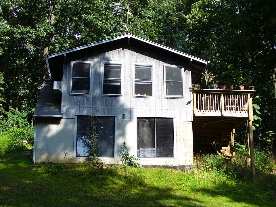 1st image of 46 Rocky Boulder Ln