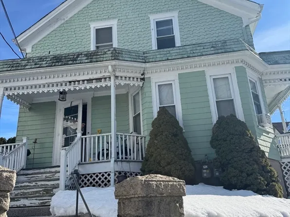 756 County St, Fall River, MA 02723