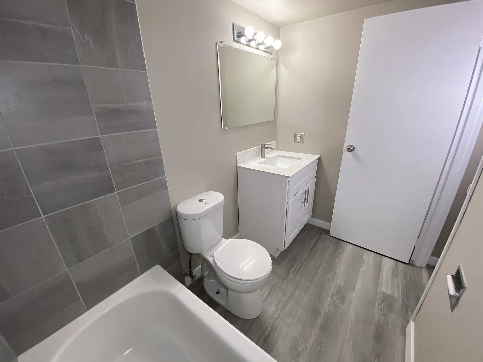 Fairhaven Apartments — Photo 4