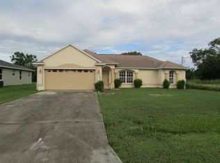 5766 NW Cleburn Dr, Port Saint Lucie, FL 34986