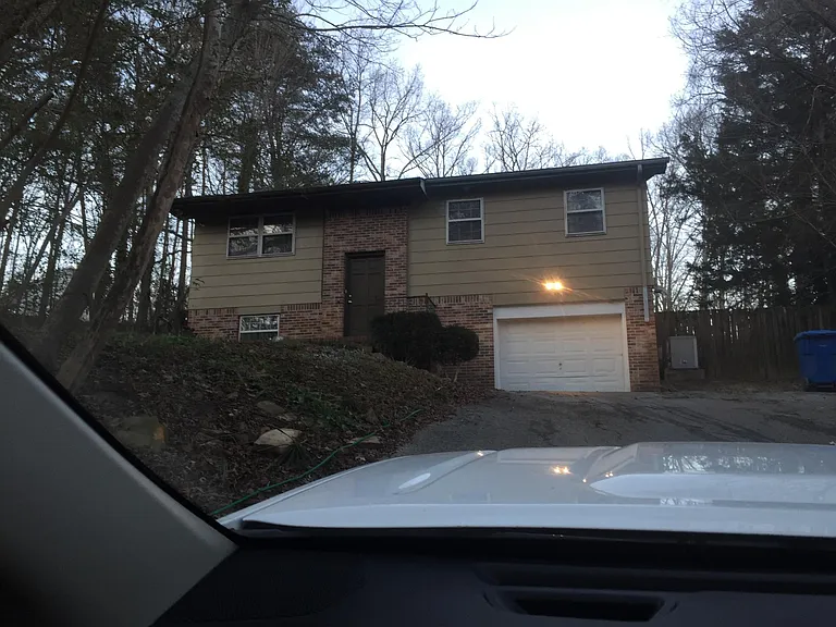 10053 Standifer Gap Rd — Photo 1