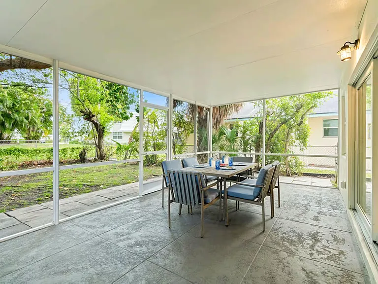 1216 Surf Rd — Photo 25