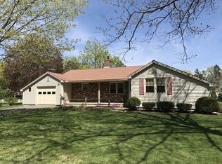 6 Gromacki Ave, South Deerfield, MA 01373