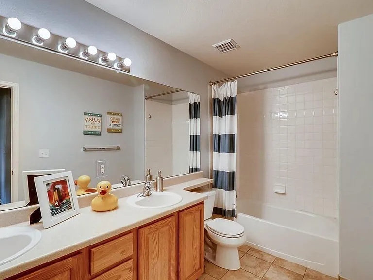 1609 Hallet Peak Dr — Photo 23