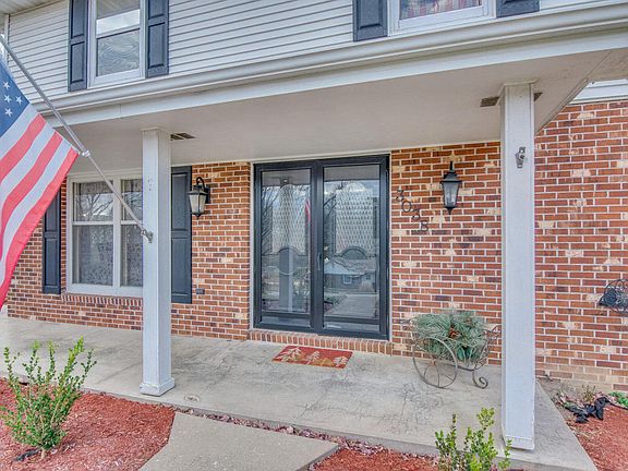 4th image of 3038 Oak Valley Dr