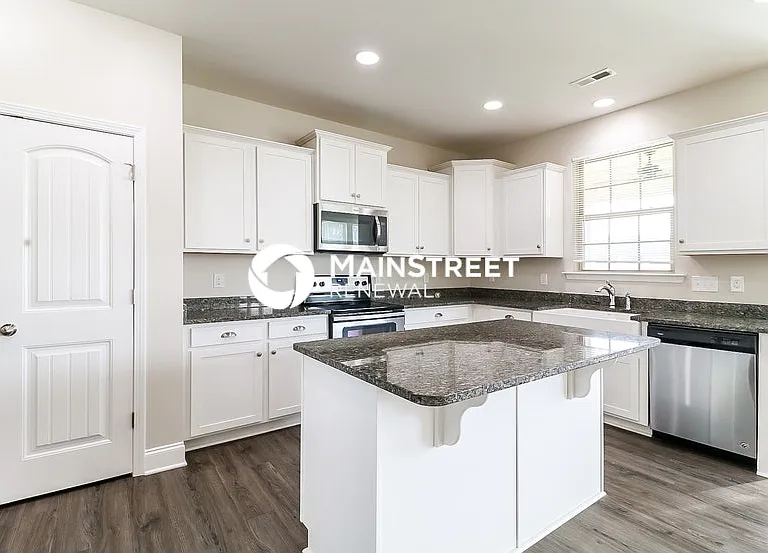 142 Needham Ln — Photo 8