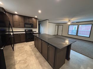 6266 Princess Blvd #303, Fenton, MI