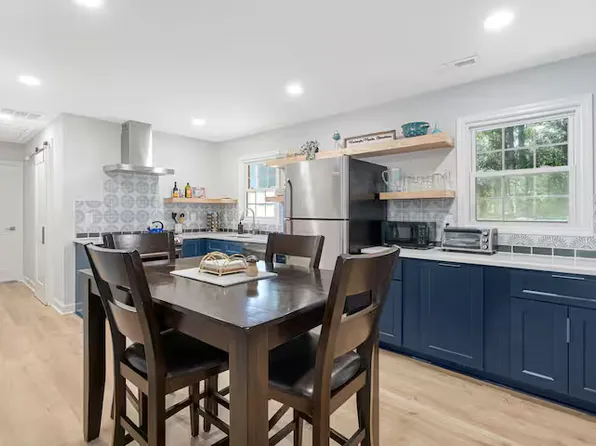 2726 Milburnie Rd, Raleigh, NC 27610