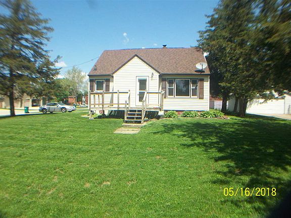 2nd image of 305 Elliott Ave