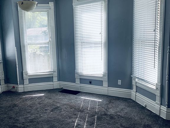 5th image of 901 W State St #2