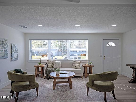 4th image of 2133 W NATHAN Drive