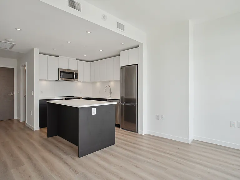 150 Braid St — Photo 48