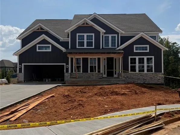 187 Beulah Dr, Hoschton, GA 30548