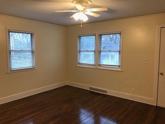 3rd image of 108 W Park Ave APT 1