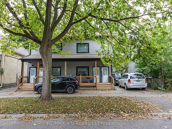 3rd image of 14 Victor St