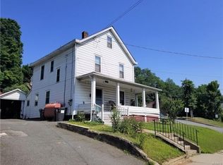 82 Orange Ave, Walden, NY