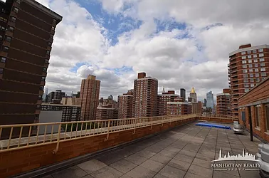 Rented by Manhattan Realty Group