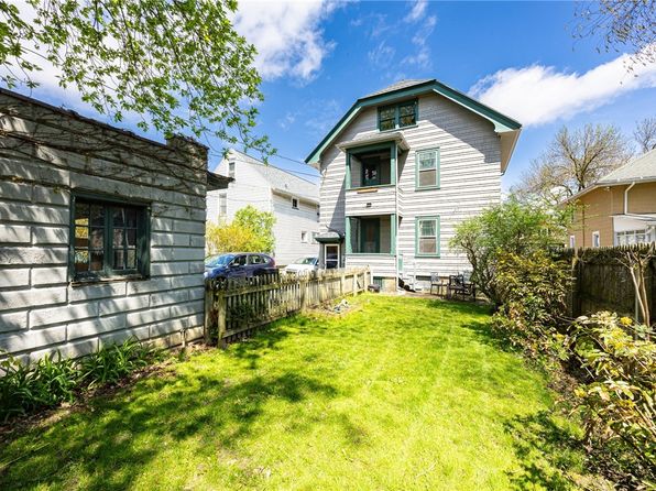 45 Juniper St, Rochester, NY 14610
