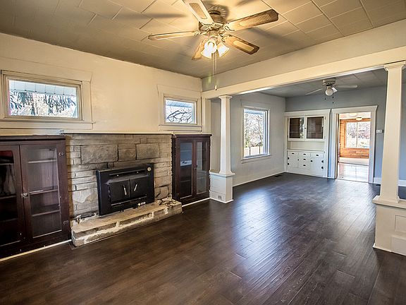 2nd image of 923 S Progress Rd