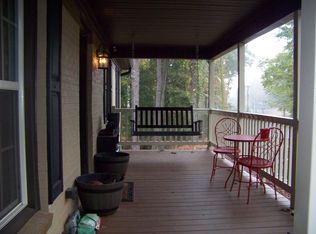 113 Valley Dr, Greer, SC 29651