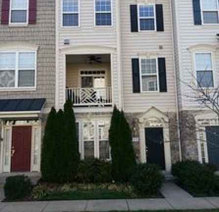 2nd image of 768 Ayrshire Ln
