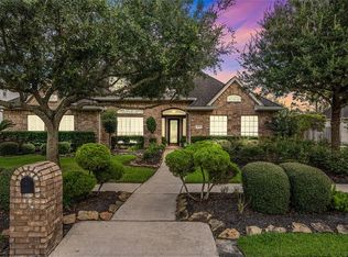 2823 Everett Dr, Friendswood, TX 77546