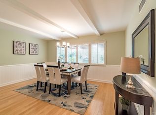 2717 De Soto Ave, Costa Mesa, CA 92626