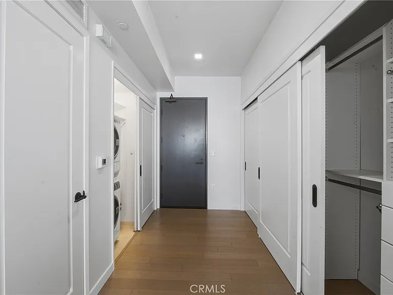 1050 S Grand Ave #708 — Photo 27