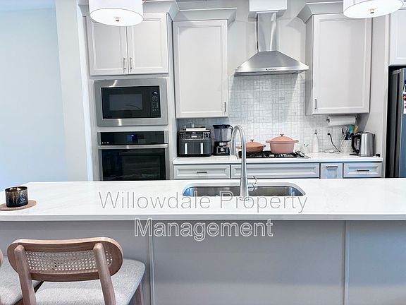 5th image of 1111 Kiernan Grove Ln