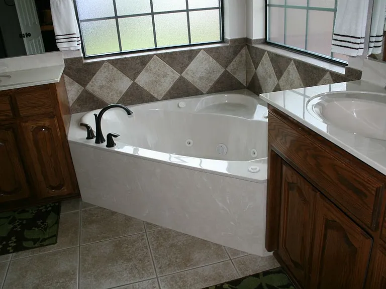 5612 Mosaic Trl — Photo 14