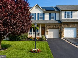 243 Maple Dr, Hanover, PA 17331