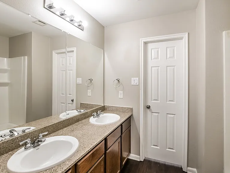 2622 Mesquite Ridge Dr — Photo 13