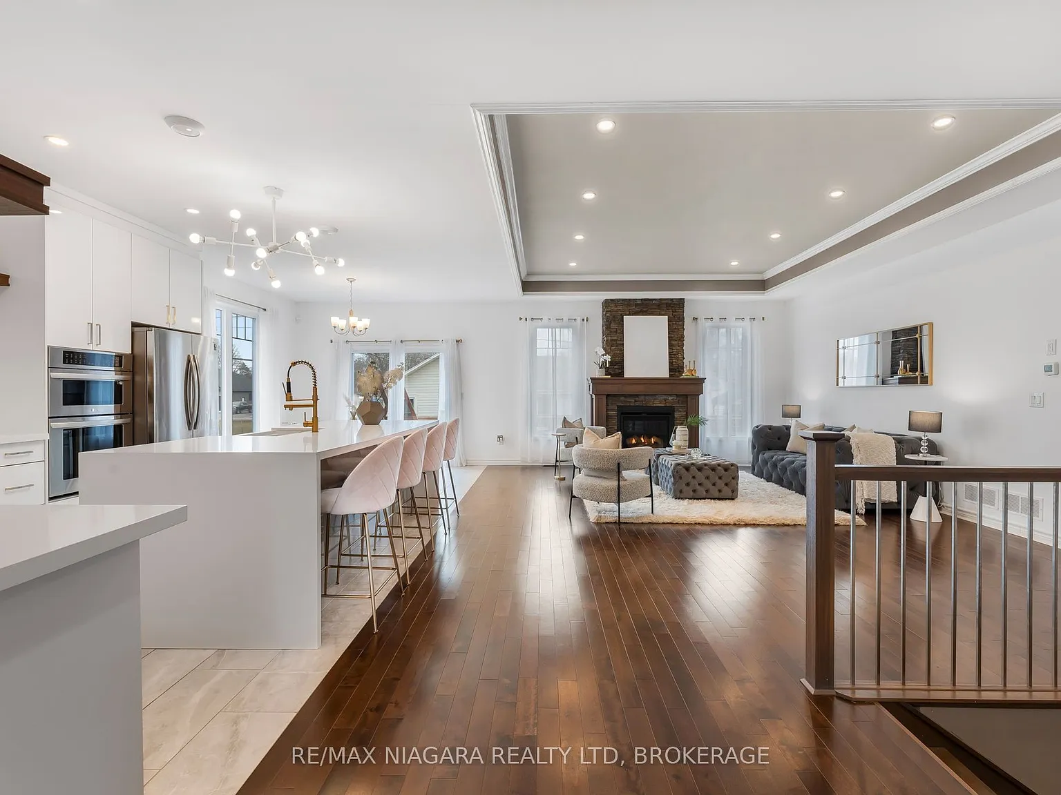 4 bed, $3,500 — Photo 2