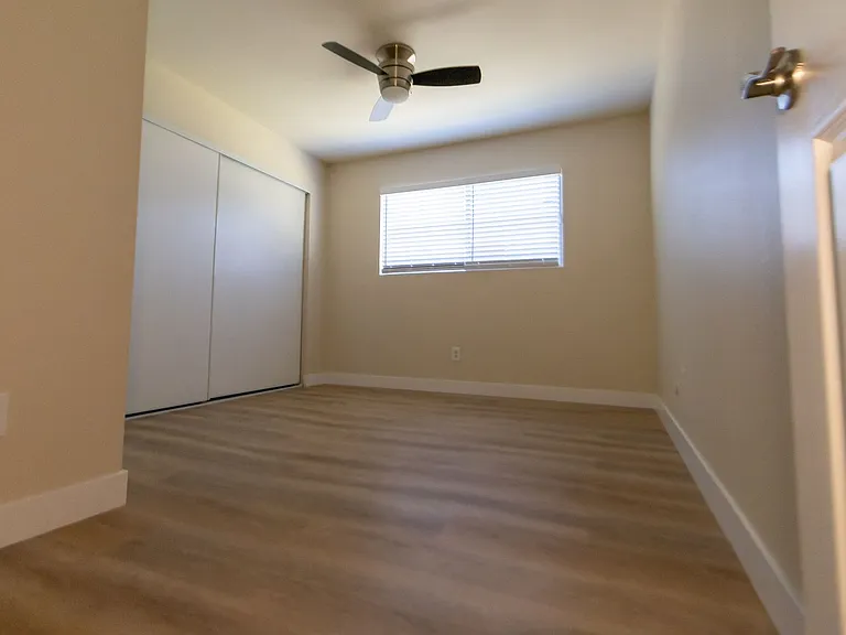 973 Mission Dr — Photo 17