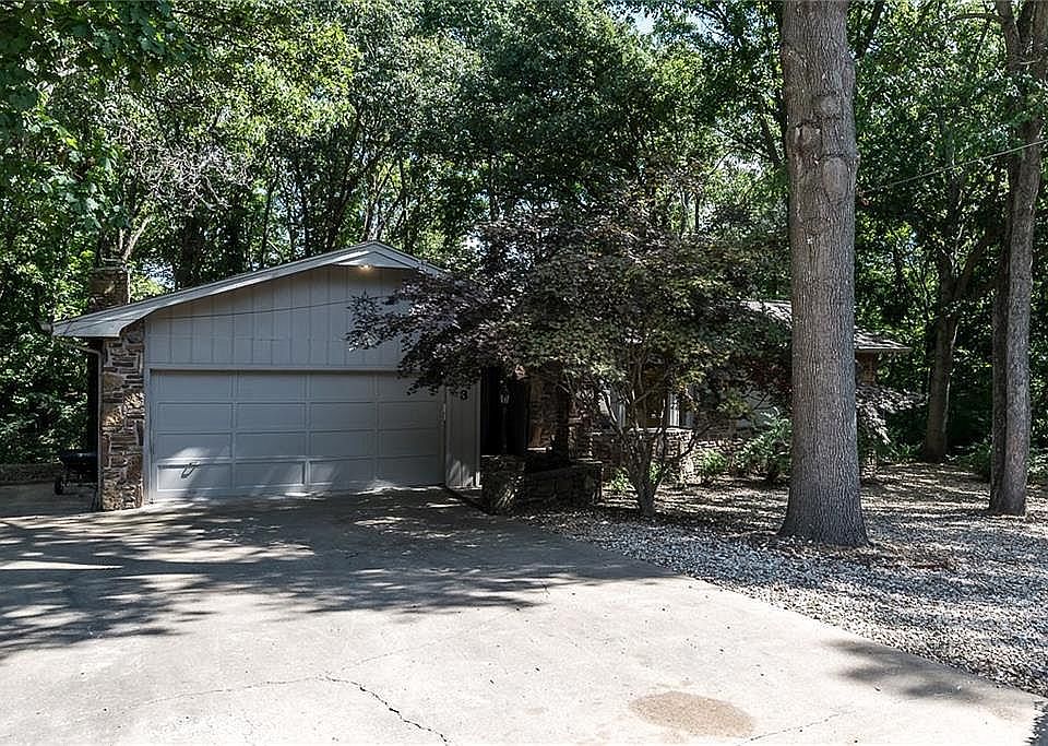 1st image of 3 Harbury Cir