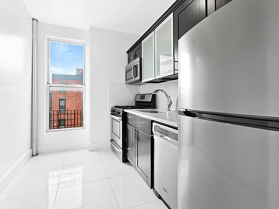 3rd image of 637 Nostrand Ave #3B