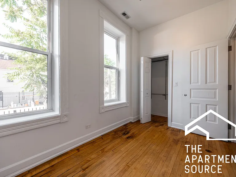 1847 S Loomis St #2 — Photo 9