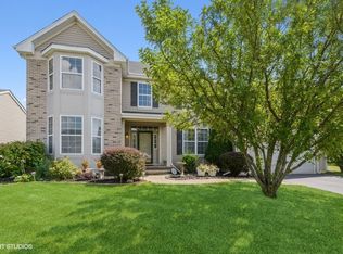 1814 Thurow St, Sycamore, IL 60178