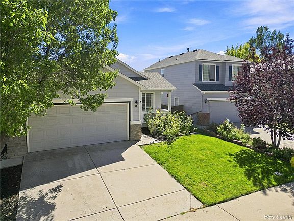 3rd image of 9712 Queenscliffe Drive
