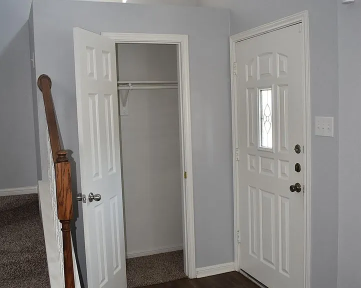 509 Lakota Ln — Photo 3