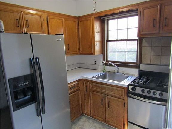 3rd image of 249-12 87th Dr #1