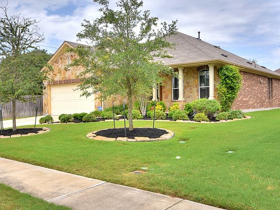4th image of 1005 Retama Dr