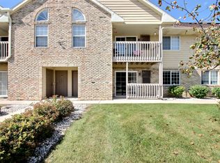 4821 Easy St, Hartland, WI 53029