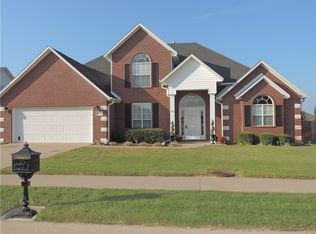 2206 SW Wildwood Ave, Bentonville, AR 72713