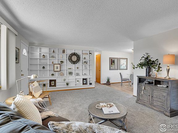 3rd image of 1815 N Estrella Ave