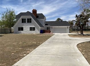 13474 Iroquois Rd, Apple Valley, CA 92308