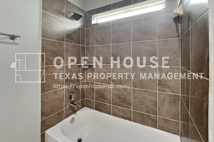 15214 Taos Creek Ct — Photo 18